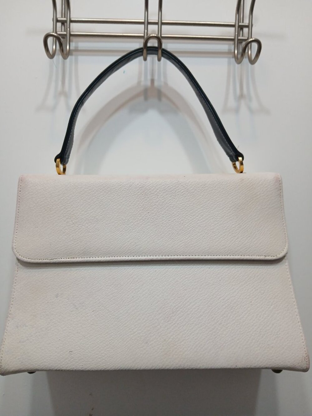 Naturalizer Vintage Satchel - Picture 4 of 9